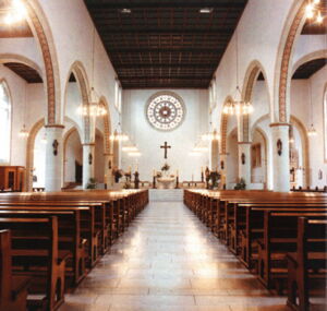 St.-Amandus-Kirche nach der Renovierung 1984