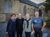 Schlussspurt im Jubiläumsjahr: Pfarrer Martin Limberg und ein Teil des Organisations-Teams mit Martina Frerich, Gloria Müller-Köster und Georg Teschers (v.li.). (Foto: Andreas Kalthoff, DMP, 21.10.2014)
